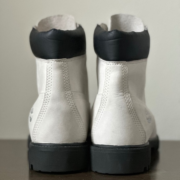 Timberland Premium 6-Inch Boots Men's 9.5 M White Red Waterproof Nubuck Leather - Picture 3 of 14